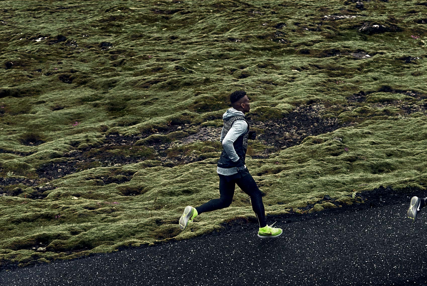 sam_kweskin_nike_run_iceland_holiday_5